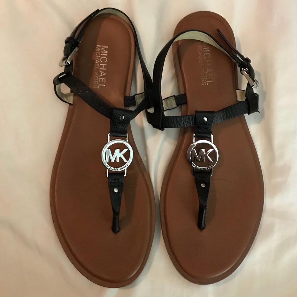 Michael Kors black leather sandal 8.5